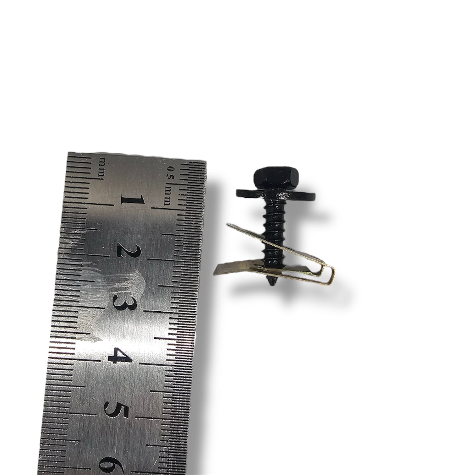 Metāla stiprinājums ar skrūvi